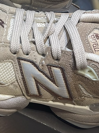 New Balance 9060