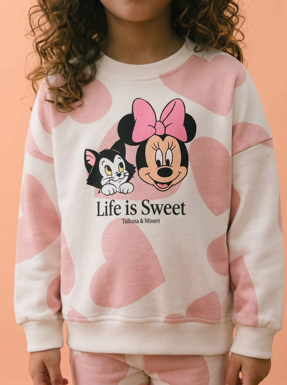 Minnie Cat