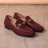 Gucci flat