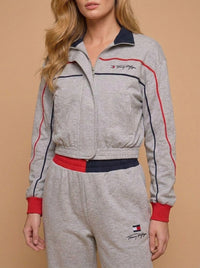 Tommy 2946