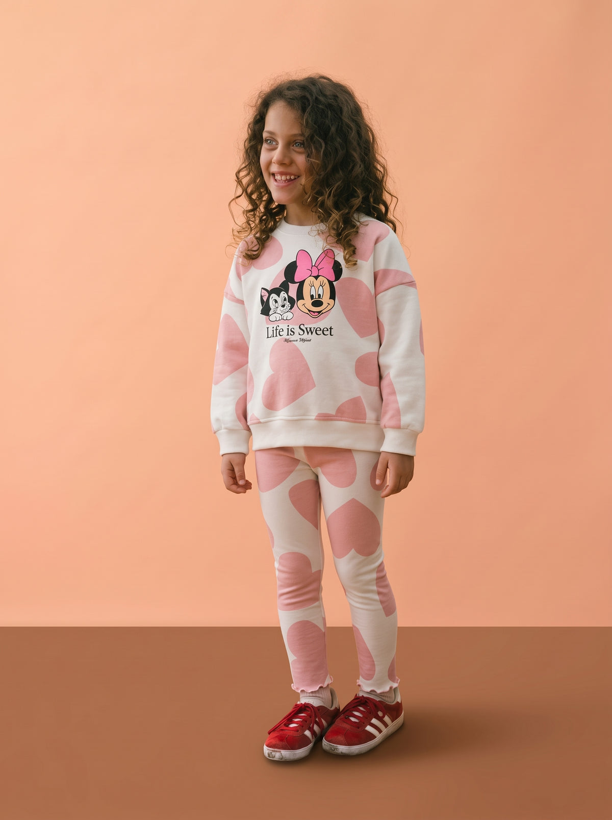 Minnie Cat