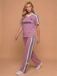 Adidas Strips 2026