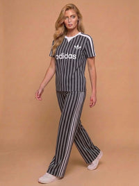 Adidas Strips 2026