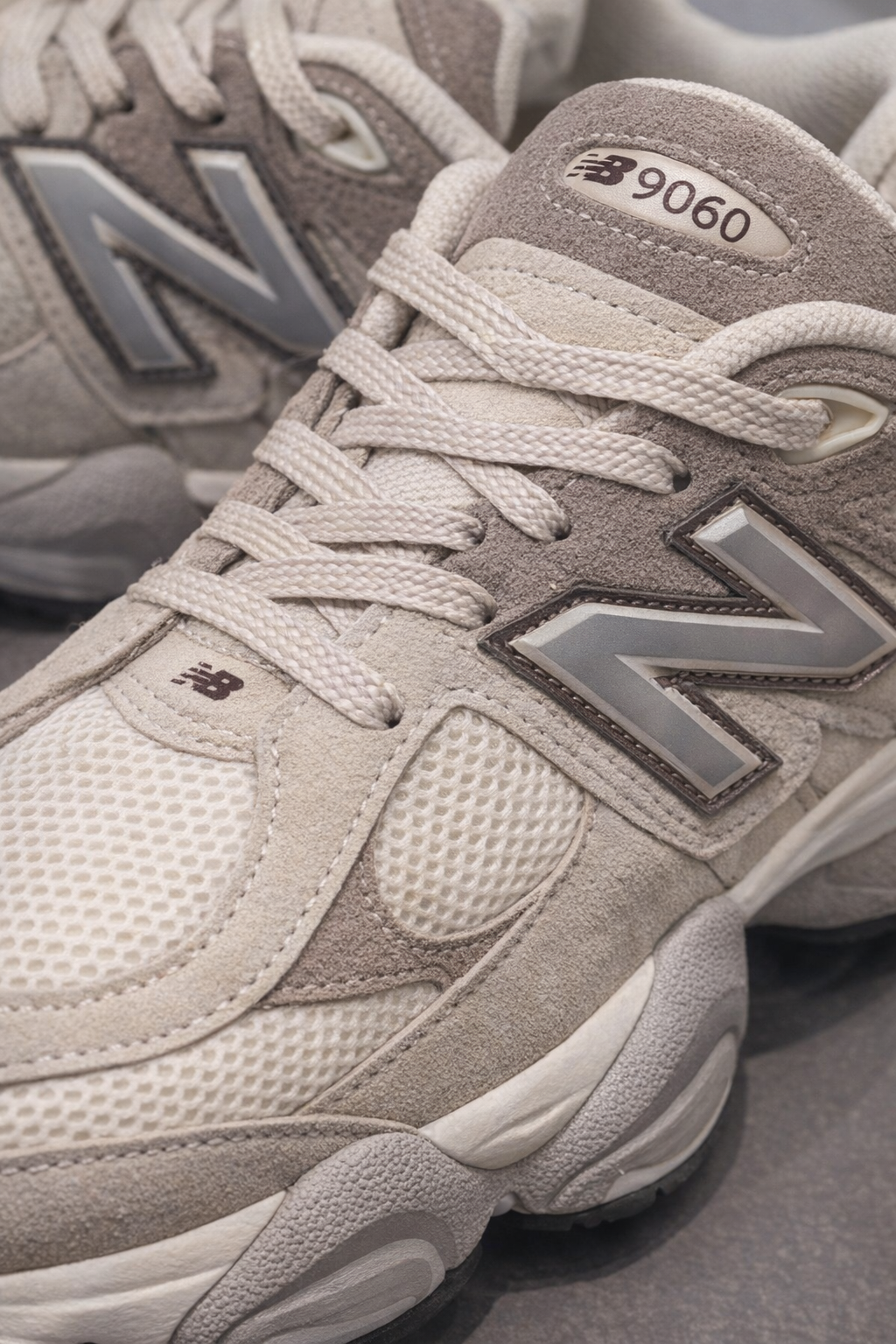 New Balance 9060